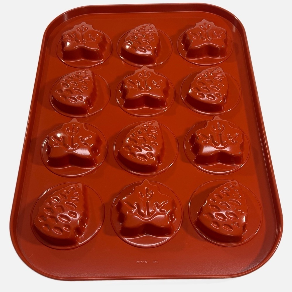 Pampered Chef Fall Harvest Mini Cake Pan Portion size 12 Muffin Brownie Mold